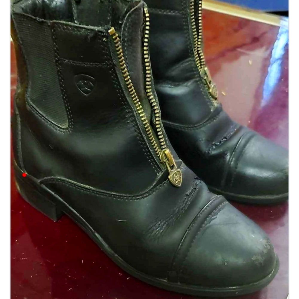 Ariat scout kids size 1